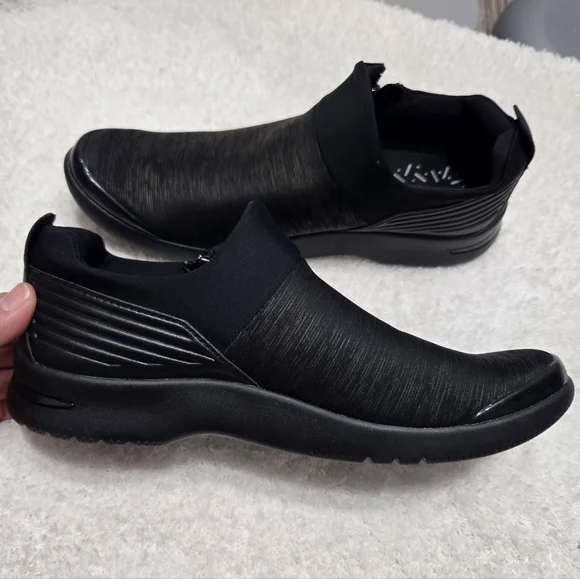 BzeesPremium Axis Washable Sneakers Sz 10 Like New - Picture 12 of 13